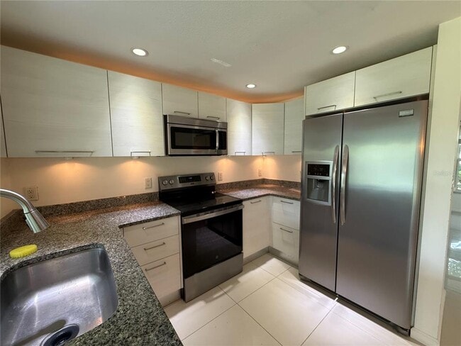 Photo - 3211 Mayflower St