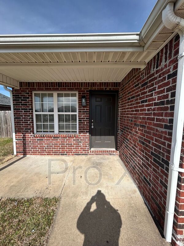 Photo - 1598 Tolleson Loop