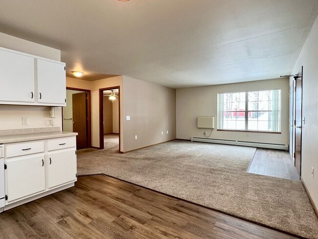 Photo - River View Apartment Community