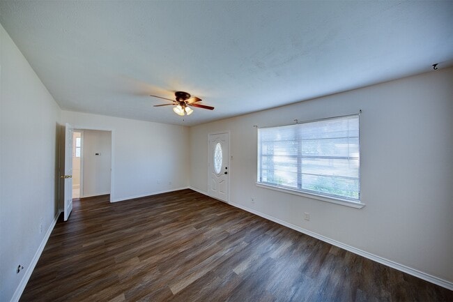 Photo - 7917 N Martin Luther King Ave