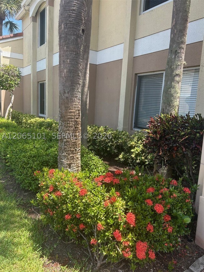 Building Photo - 815 Boynton Beach Blvd Unit 2-202