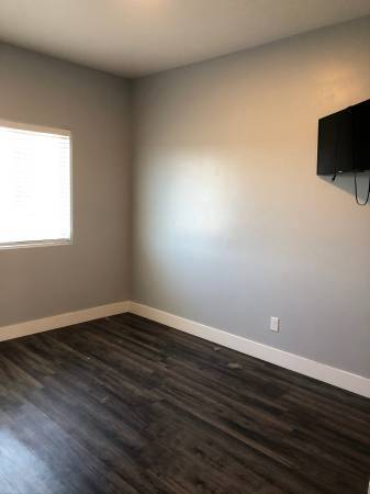 Photo - 591 Turin Way