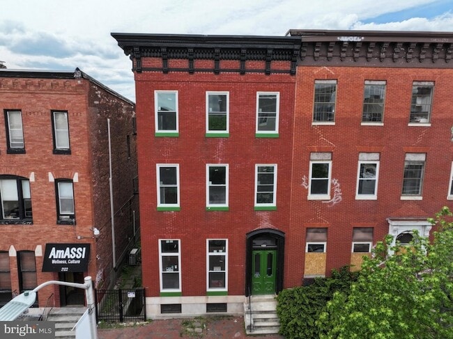 Building Photo - 2124 Maryland Ave Unit 5