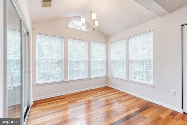 Photo - Stunning 2bd 2bth Penthouse-Level Condo in...