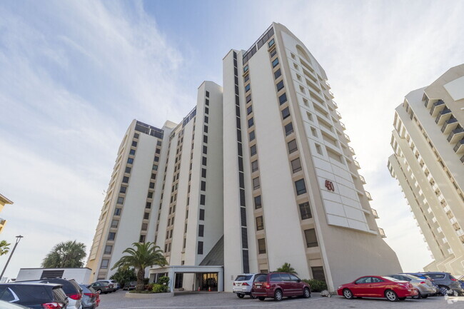Building Photo - Ocean Front 2/2 at Clearwater Beach! Unit 802 Rental