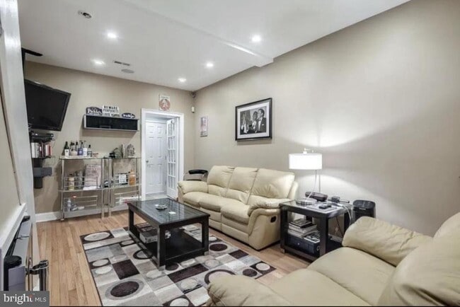 Building Photo - 2214 S Bouvier St Rental