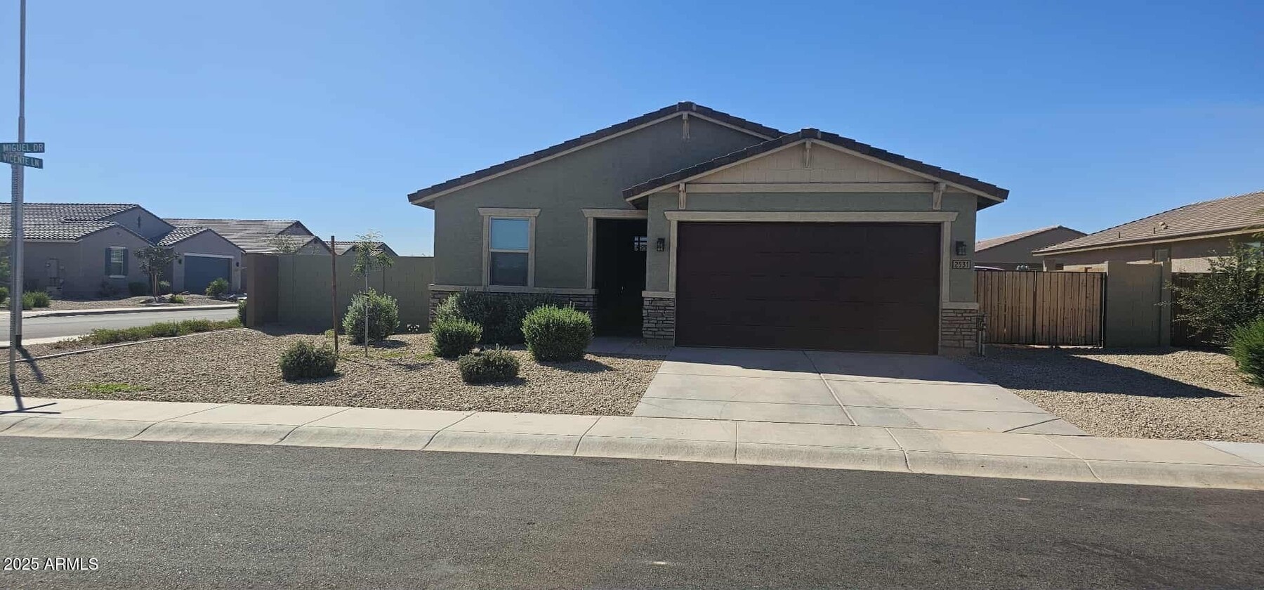 Photo - 2531 E San Miguel Dr