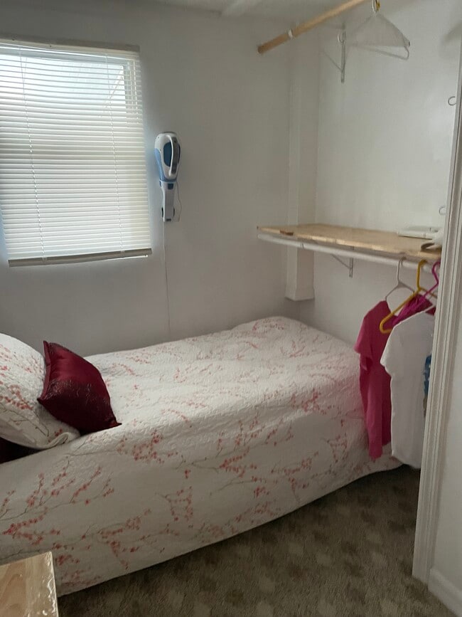 Second bedroom - 7801 34th Ave N