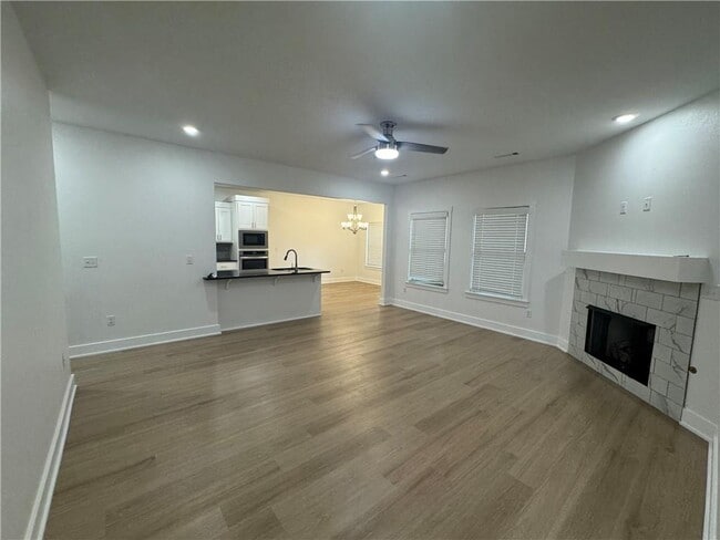 Photo - 500 Ryder St