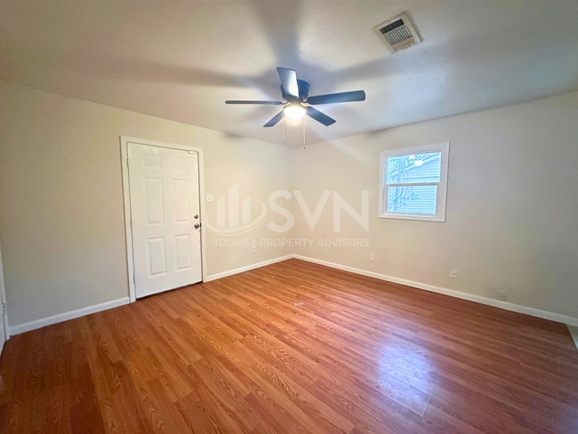 Photo - 1210 Athey Rd