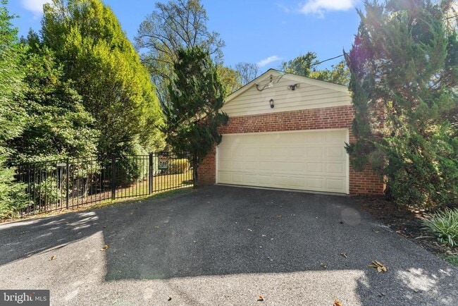 Photo - 8511 Beech Tree Rd