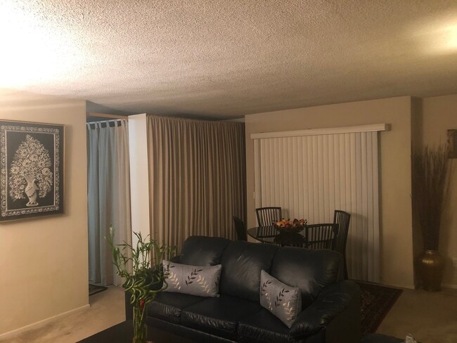 10930 Palms Blvd