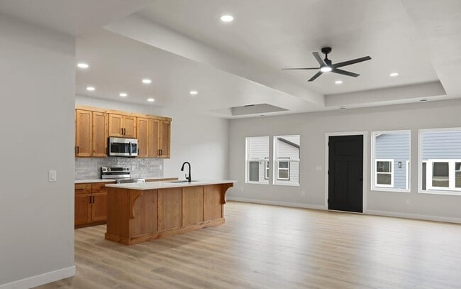 Photo - 3417 35th St W