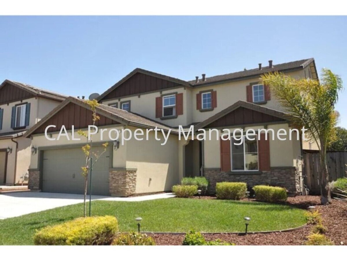 Photo - Beautiful 4 bedroom home in Hollister, CA