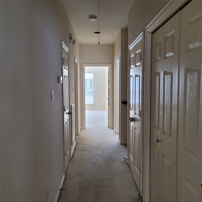 Photo - 7111 Harmony Cove Cv