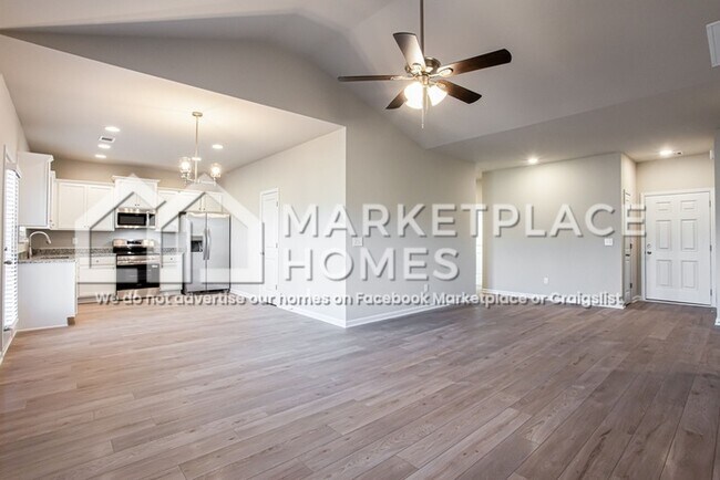 Photo - 218 W L Miller Dr