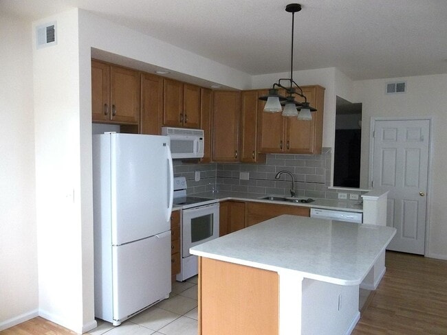 Photo - Enjoy Comfort and Convenience at Grays Peak Drive