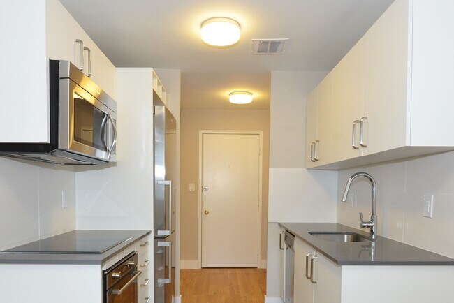 12 Bater Ave Unit 109