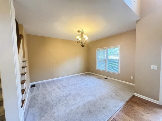 Photo - 2550 Wellsley Ln