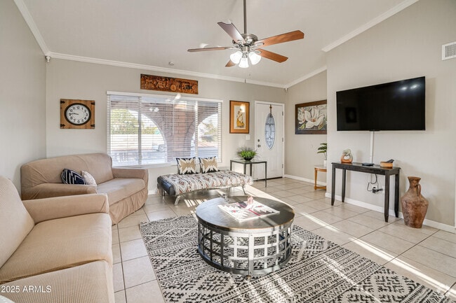 Building Photo - 9819 N 67th Dr Rental