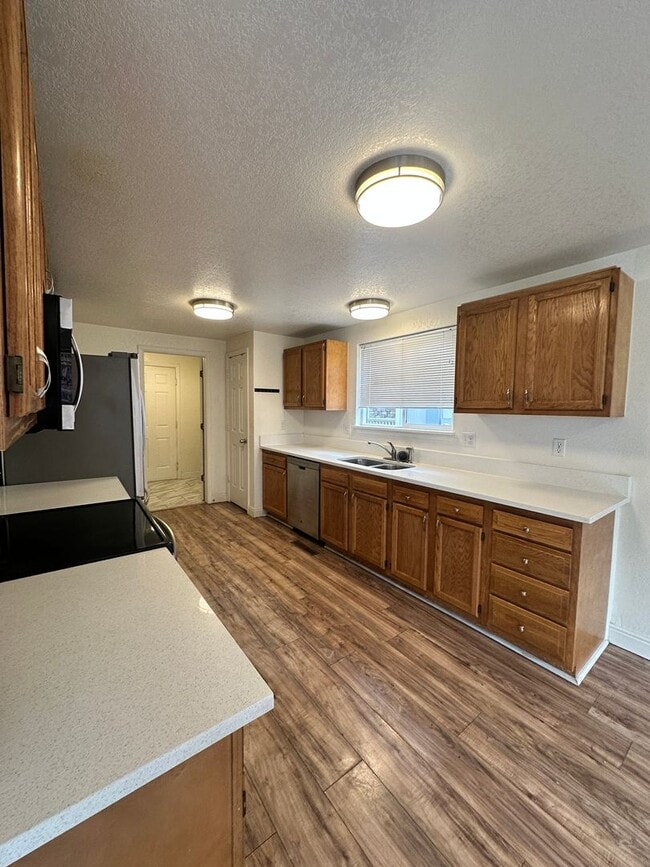 Photo - Single Family in Westminster for Rent