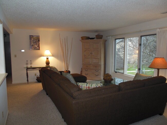 2BR/1.5BA LR - Ridgeview at Lewiston