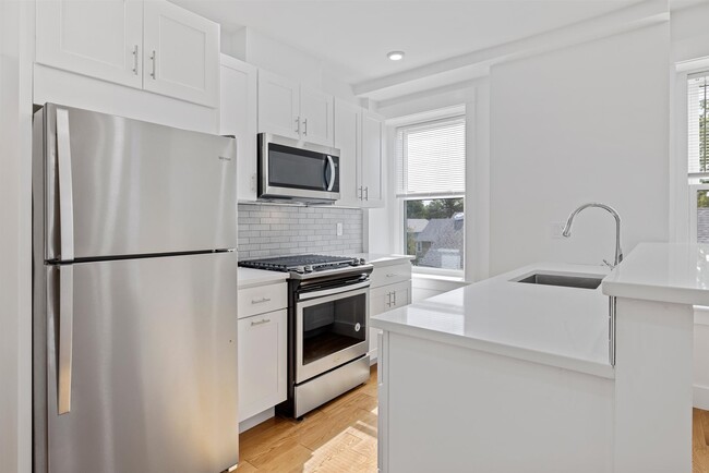 Photo - 386 Columbia St Condo Unit 3