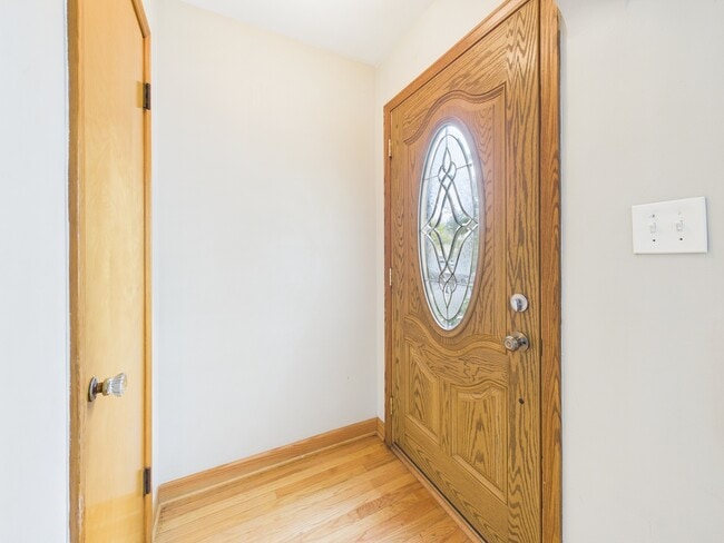 Photo - 6345 W Peterson Ave
