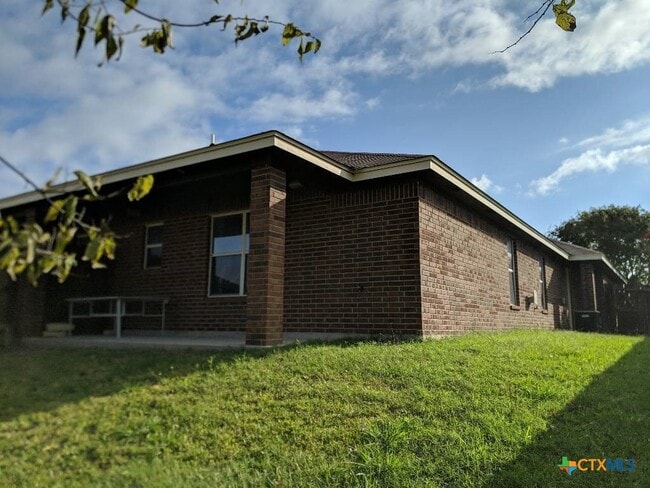 Building Photo - 1511 Powder River Dr