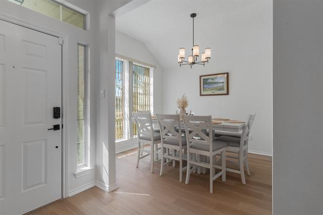 Photo - 2827 St Martin Dr