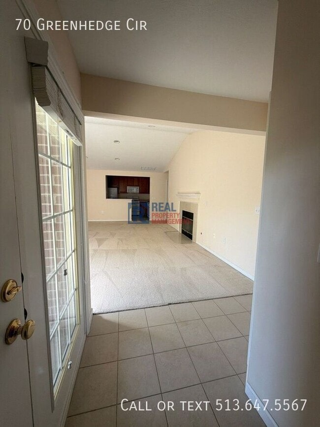 Photo - 70 Greenhedge Cir