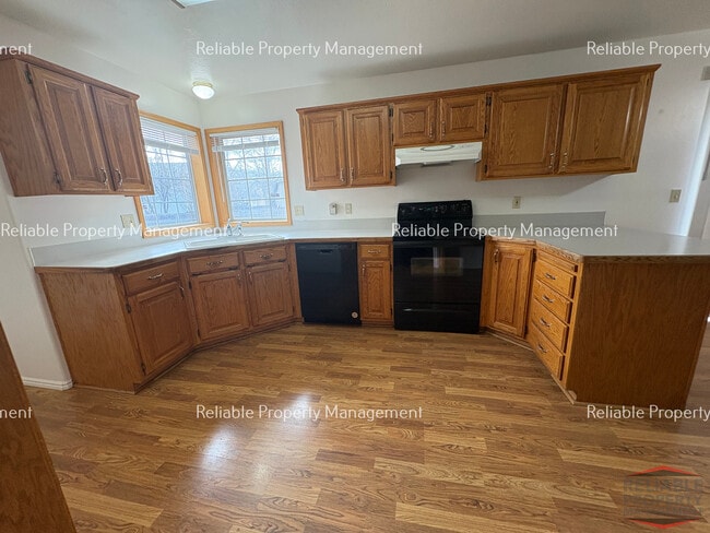 Photo - 1322 Walstrom Ln