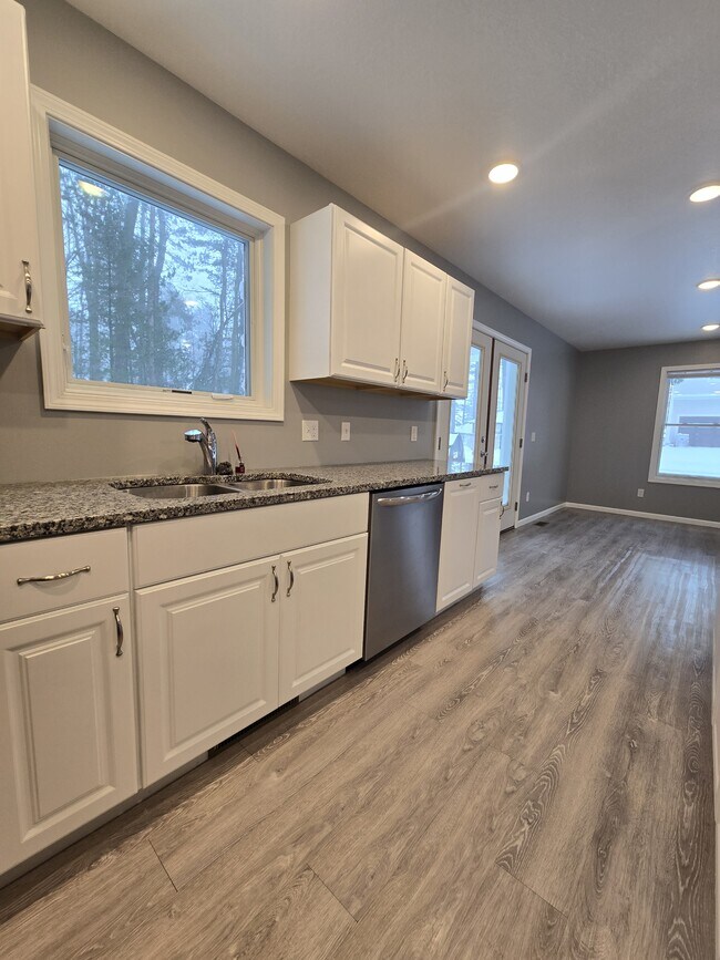 Photo - 1796 E Lake Mitchell Dr