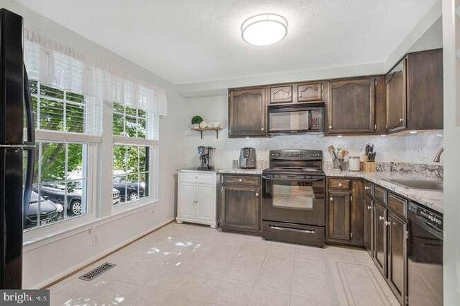 Photo - 1226 Quaker Ridge Dr