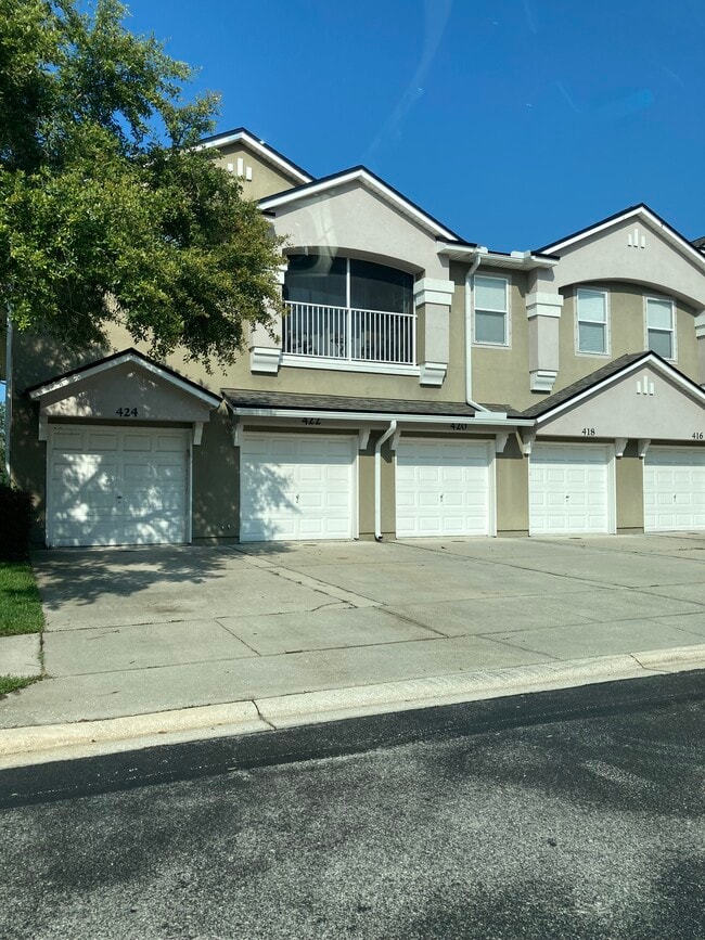 Photo - 422 Golden Lake Loop