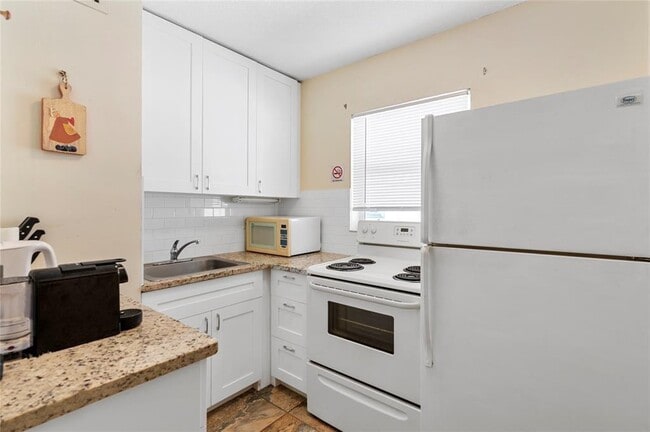 Photo - 3225 NE 16th St Unit 20A