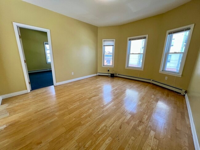 Building Photo - 1 Wyeth St Unit 2