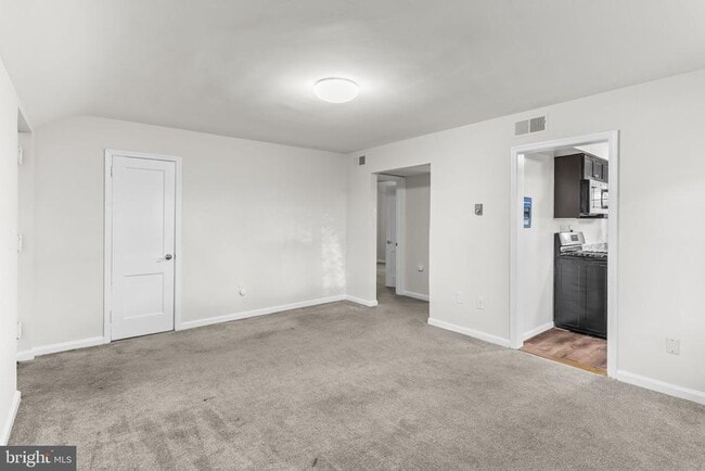 Building Photo - 1404 12th St N Unit 23