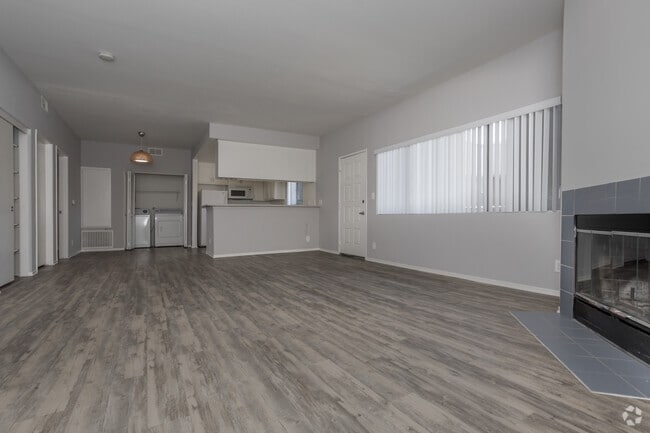 2HAB, 2BA - 1100 ft² - Lido Apartments - 11221 Richland Ave