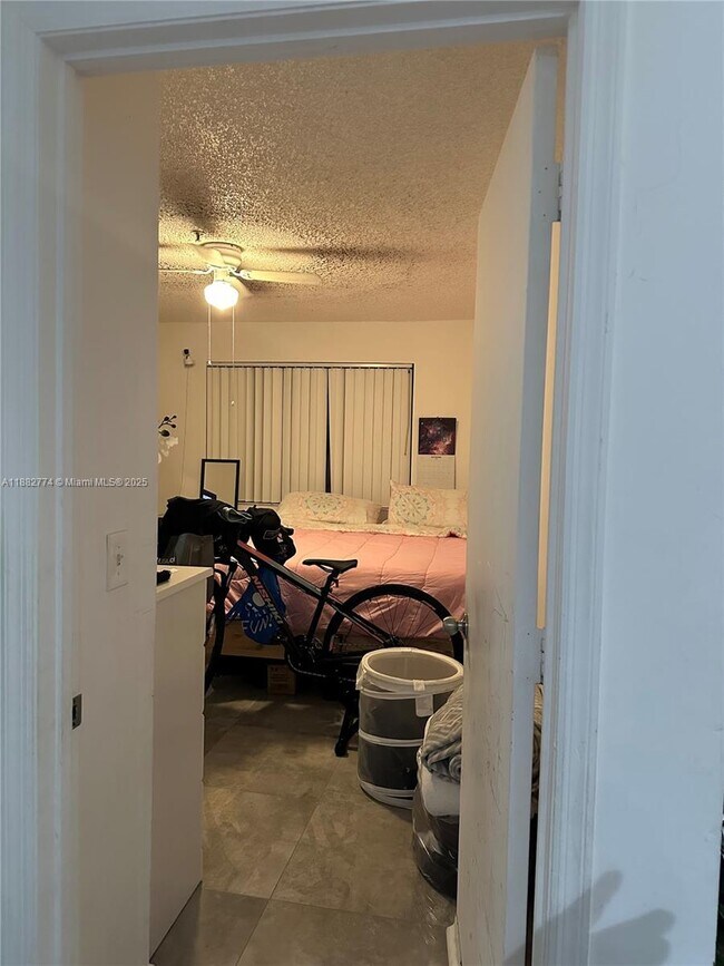 Photo - 12124 St.Andrews Pl Unidad 304