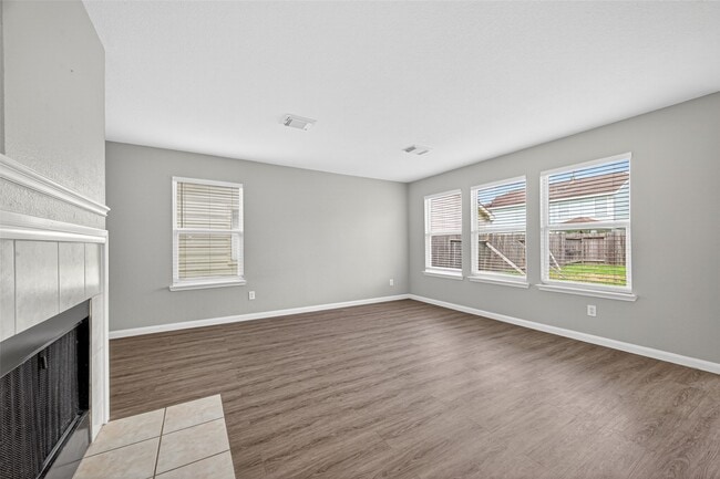 Photo - 15826 Kings Cypress Ln