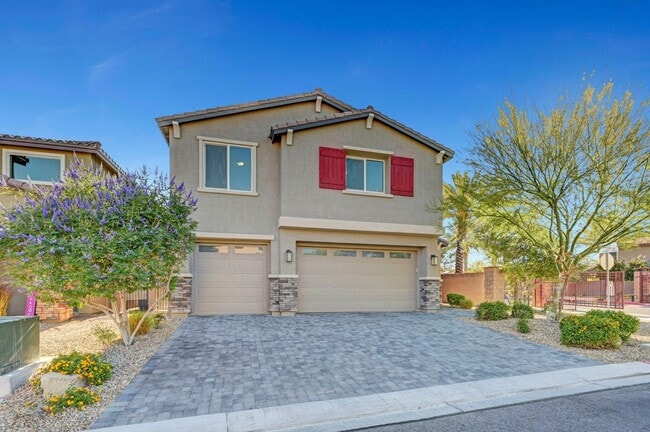 Building Photo - Gated community Located within the Valley Vista Master Plan. 4 Bed 3 Bath features and Open and i...
