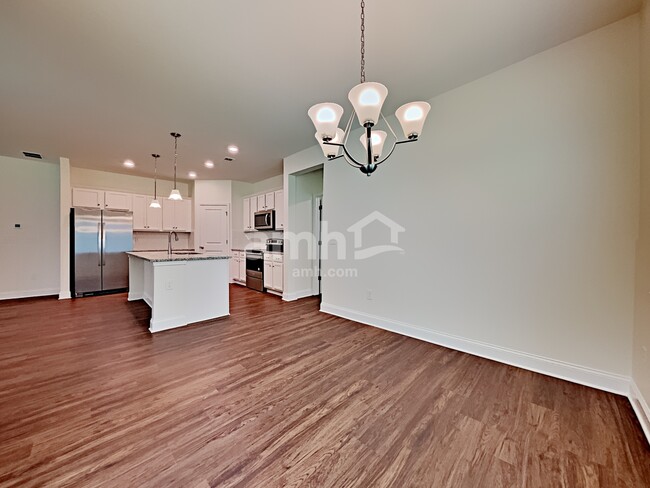 Photo - 5235 Smithbriar Dr