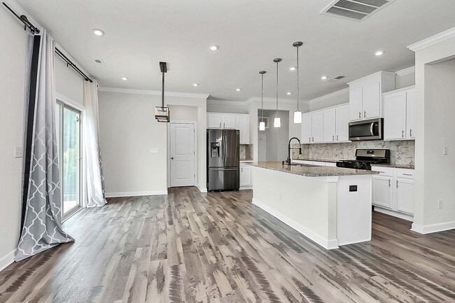Photo - 8315 Flint Hill Dr