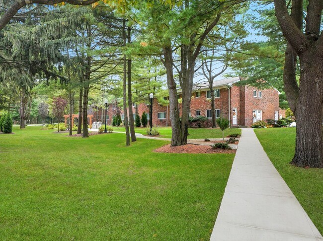 Eagle Rock Apartments at Nesconset