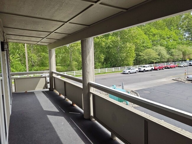 Photo - 2 bedroom unit with balcony! Unidad D248
