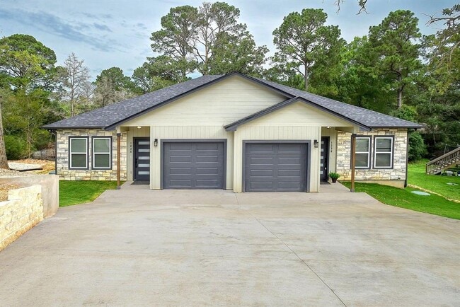 Building Photo - 123 S Kanaio Dr
