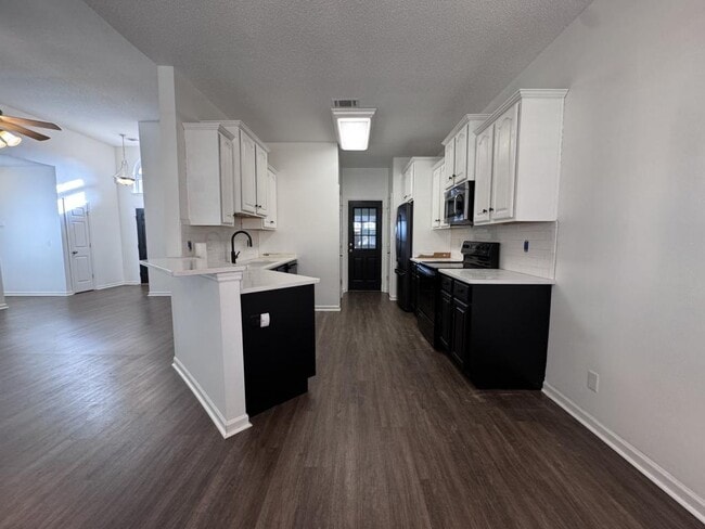 Photo - 104 Sir Patrick Way