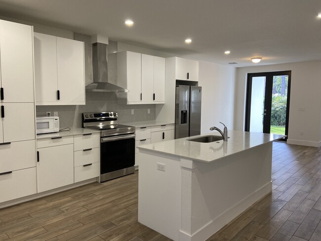 Photo - 401 Bella Sol Way