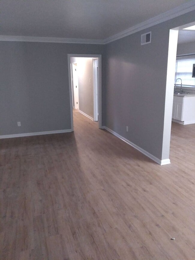 Photo - 3804 Joest Dr